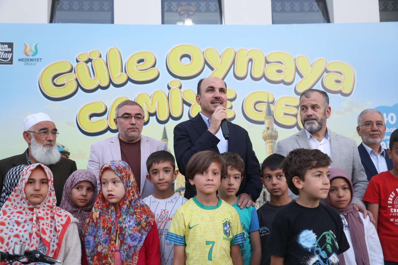 Konya’da çocuklar bisiklet için camiye koştu! Başkan Altay da coşkuya ortak oldu 2